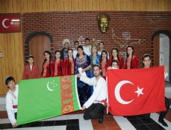 ARÜ nevruzu coşkuyla karşıladı 